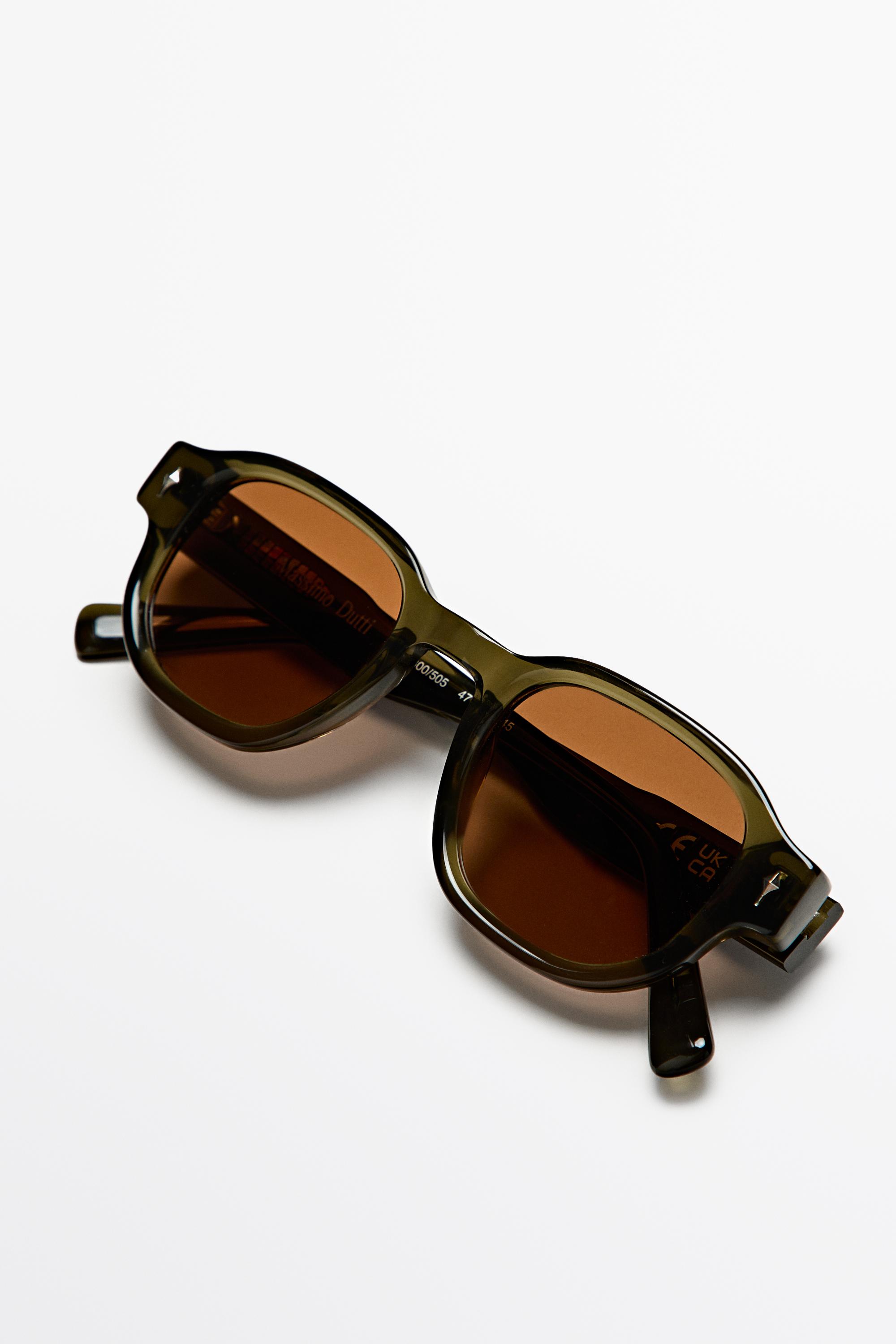 Lunettes de soleil géométriques